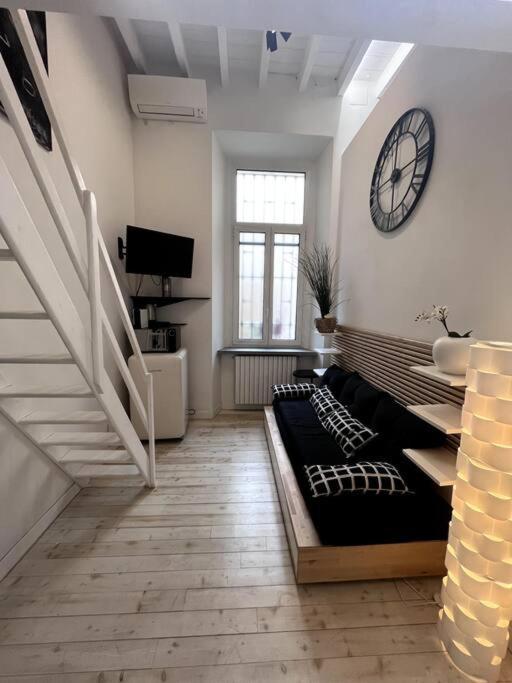 شقة Amazing Little Loft In The Center Of ميلان المظهر الخارجي الصورة